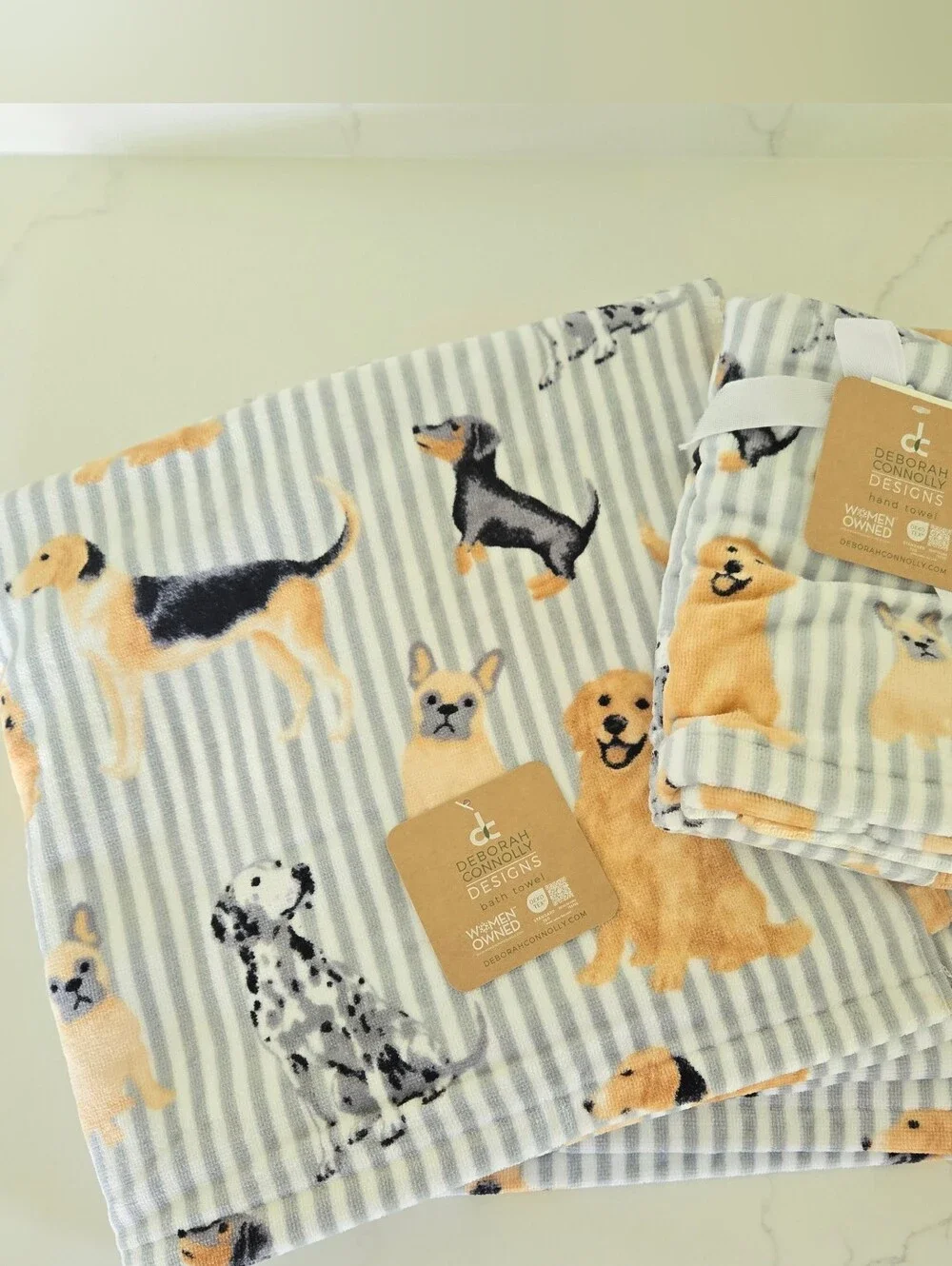 DOG PRINT Bath Towels & Hand Towel Set Deborah Connolly New With Tags Dogs